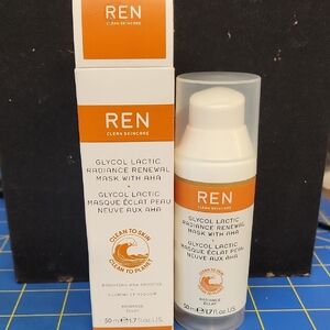 REN Glycol Lactic Radiance Renewal Mask with AHA 50ml Nee Pump Bottle